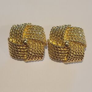 Vintege GIVENCHY Signed Clip On Errings Yelow Gold Plated.